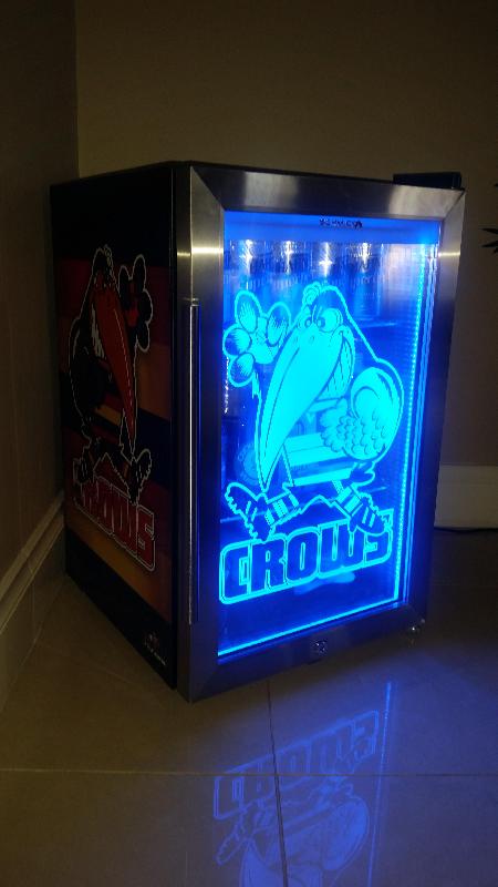 crows bar  fridge