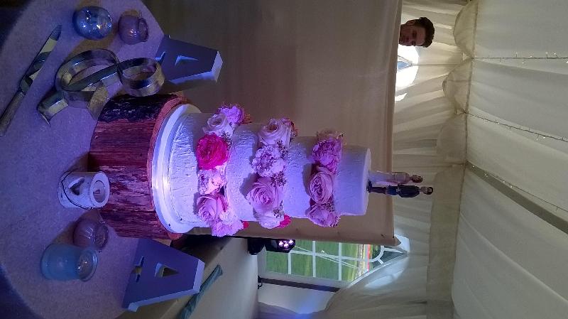 Helped  me create the perfect wedding cake... textured finish was great foil for flowers