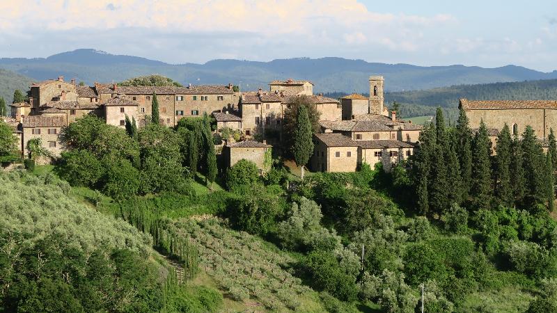 First class service from everyone & a spectacular villa. Well done Tuscany Now & More, very professional.