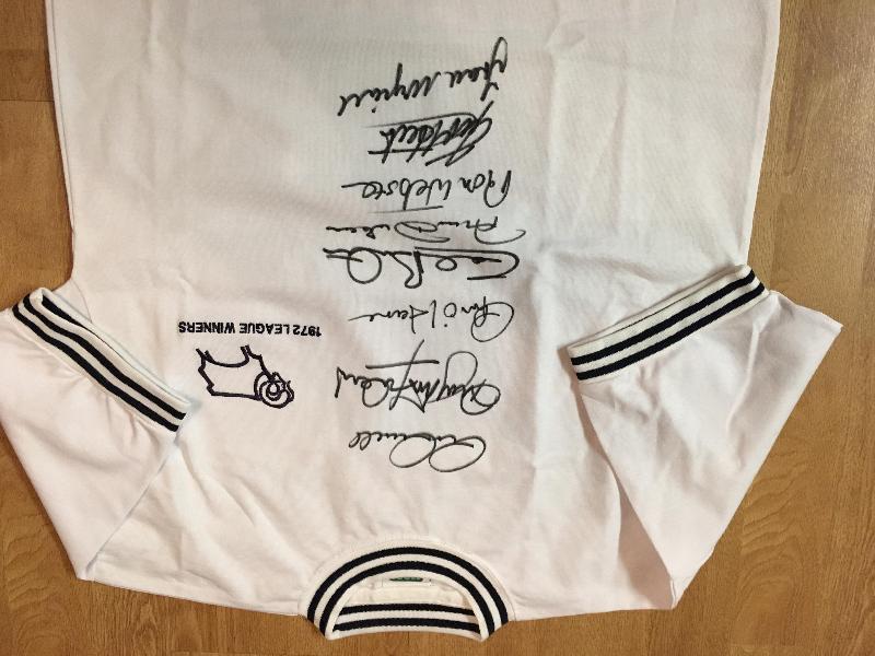Excellent service by Exclusive Memorabilia