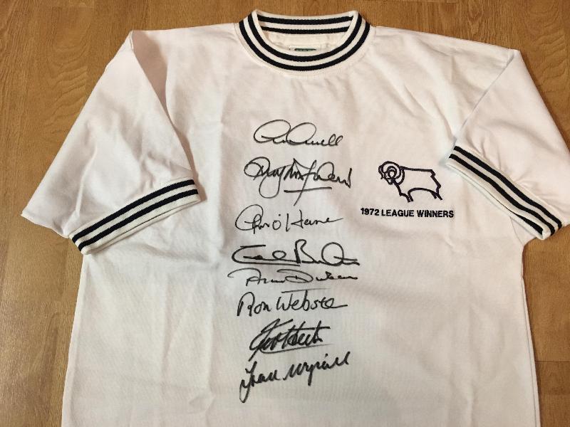 Excellent service by Exclusive Memorabilia