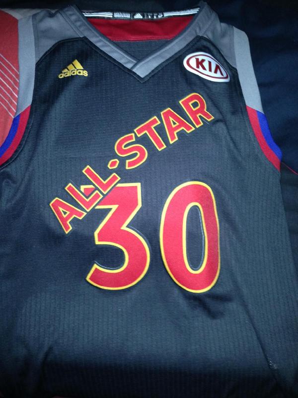 Average service by NBA Store Europe