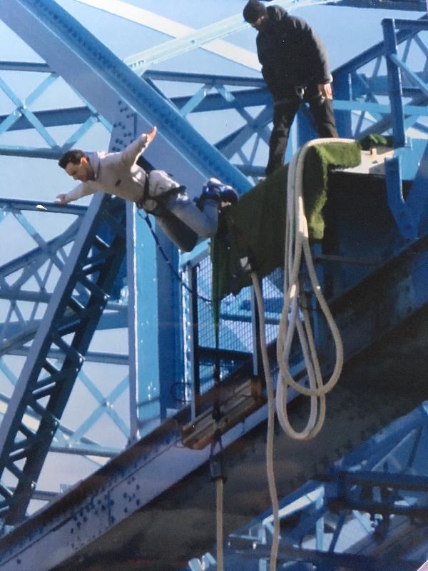 Transporter bridge bungee