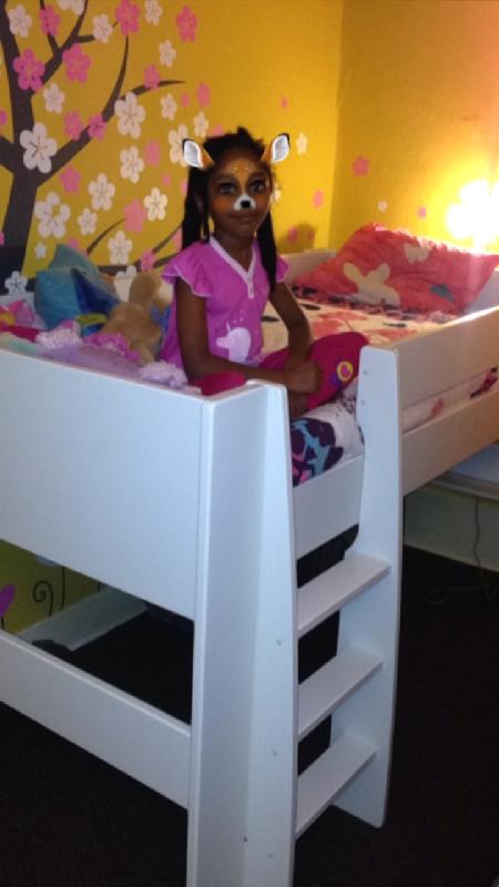 Great service. The bed looks amazing fantastic quality! Took a little longe...