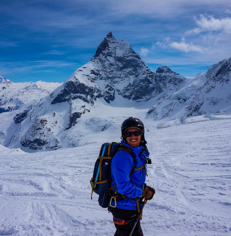 Mountain Tracks - Fun and Professional Guides!