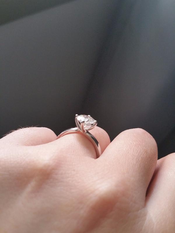 Excellent value for money. Beautiful ring.
