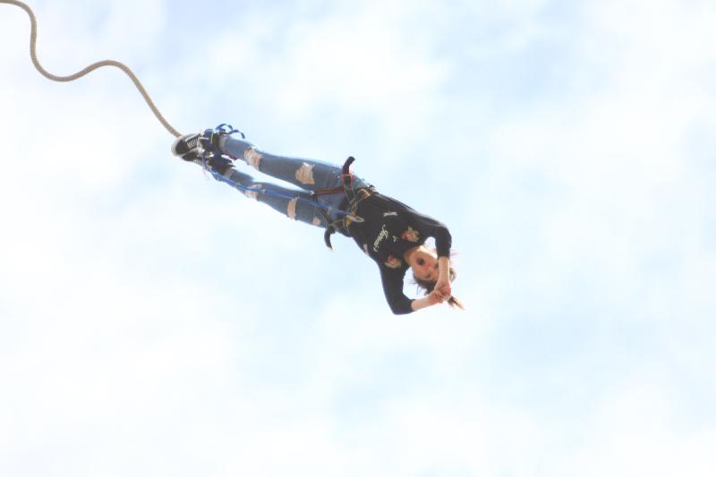 Amazing bungee jump