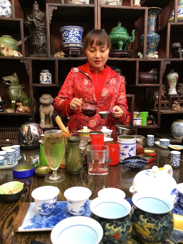We were v impressed with all your reps/arrngmts during our Grand China tour