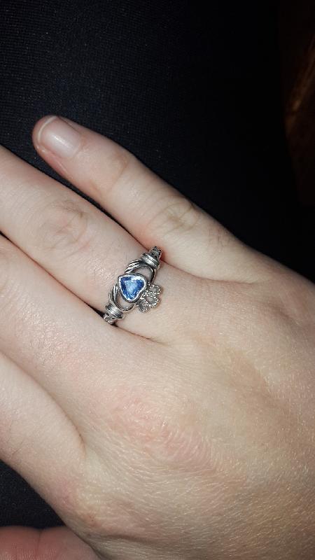 Came quick, is absolutely beautiful!