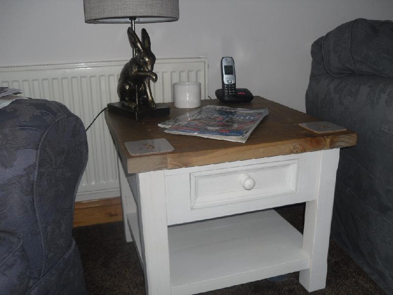 Lovely item beautiful wood would definitely recommend