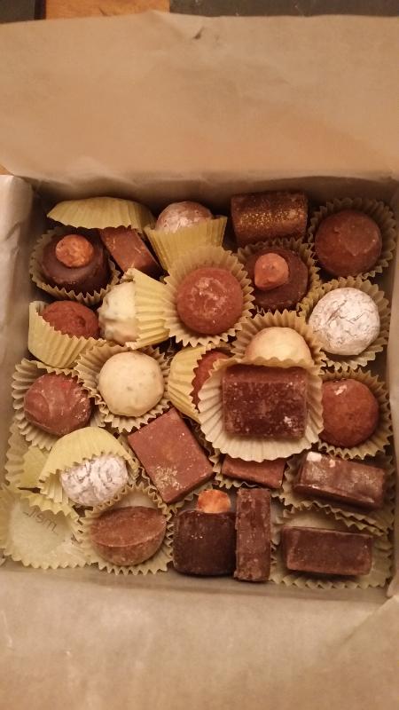 Chocolates received in perfect order &, as ever were delicious.