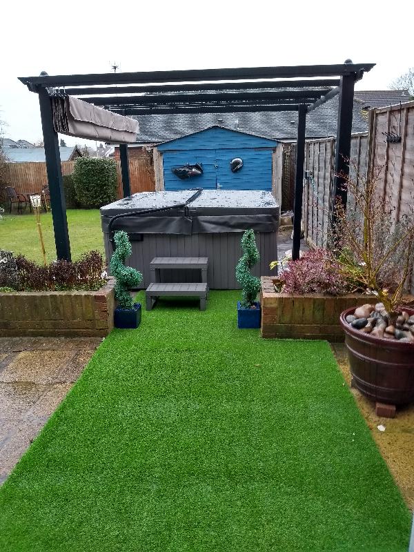 Great Service, with plenty of choice on the website, highly recommend!
