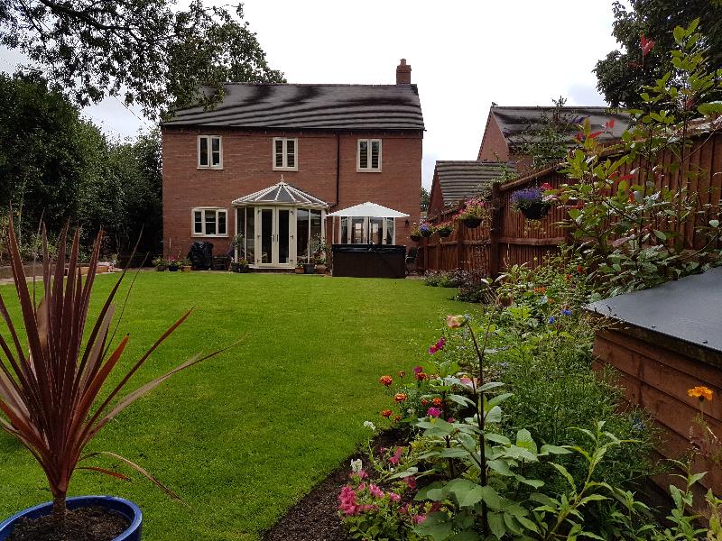First class service & a superb range of Hot Tubs.
