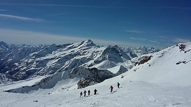 Classic high level ski safari amid the Alps best & most awesome 4000m peaks