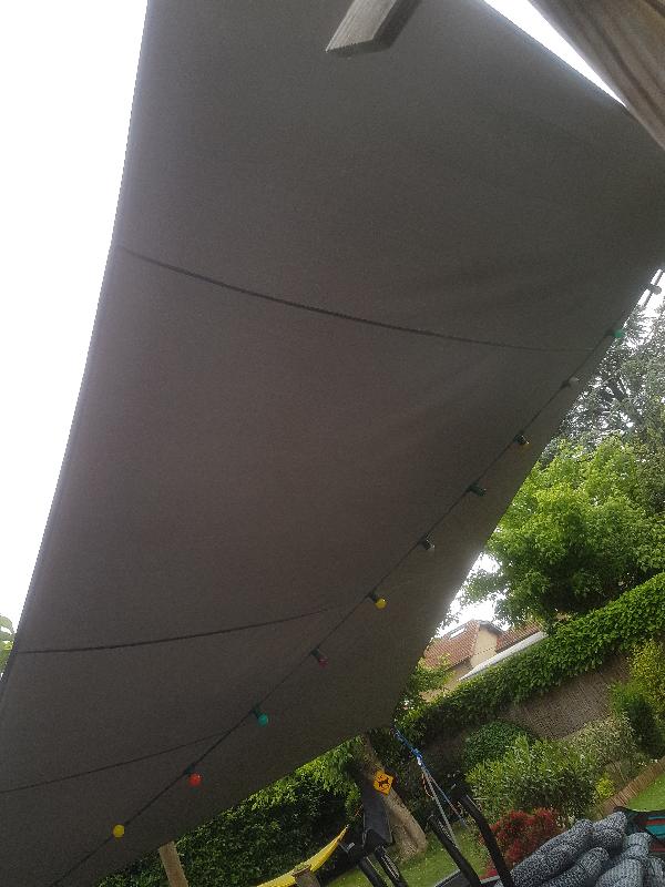 un peu déçue cette fois ci sur la qualité de la voile