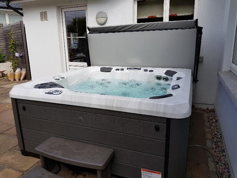 Excellent customer service and quality tub
