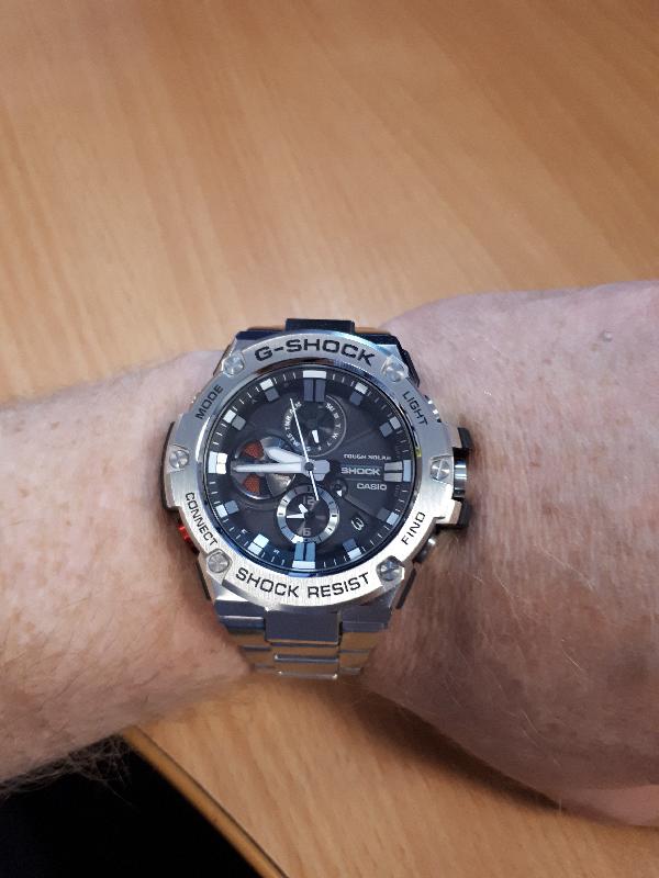 G-Shock. GST-B100
