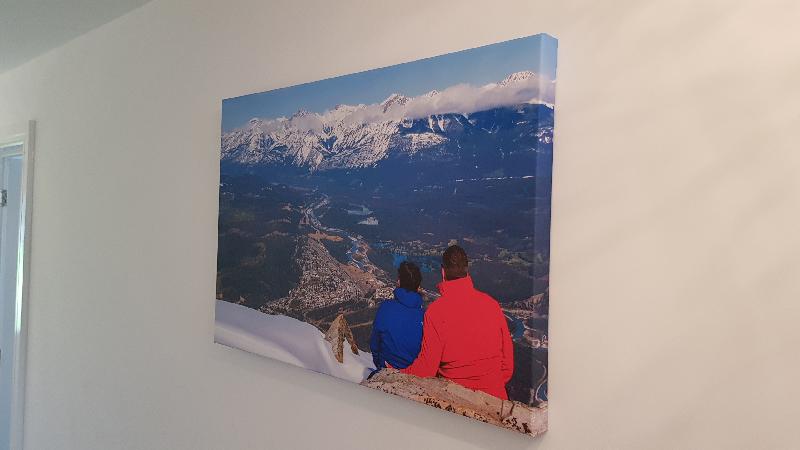 Quality canvas printing with a professional service