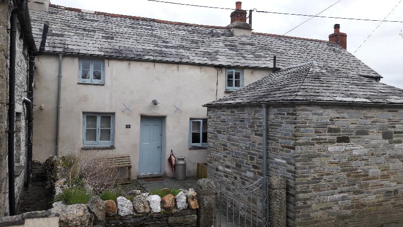 This cottage suits our needs, summer house a great bonus. Fantasic place
