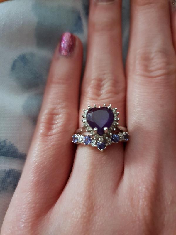 3 years of searching for the perfect ring concludes!