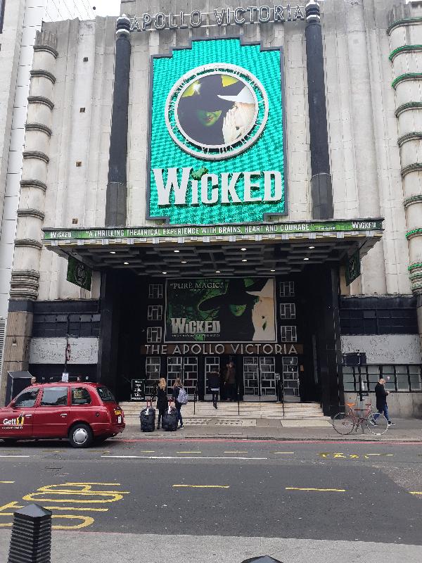 Fantastic day out at the theatre!!