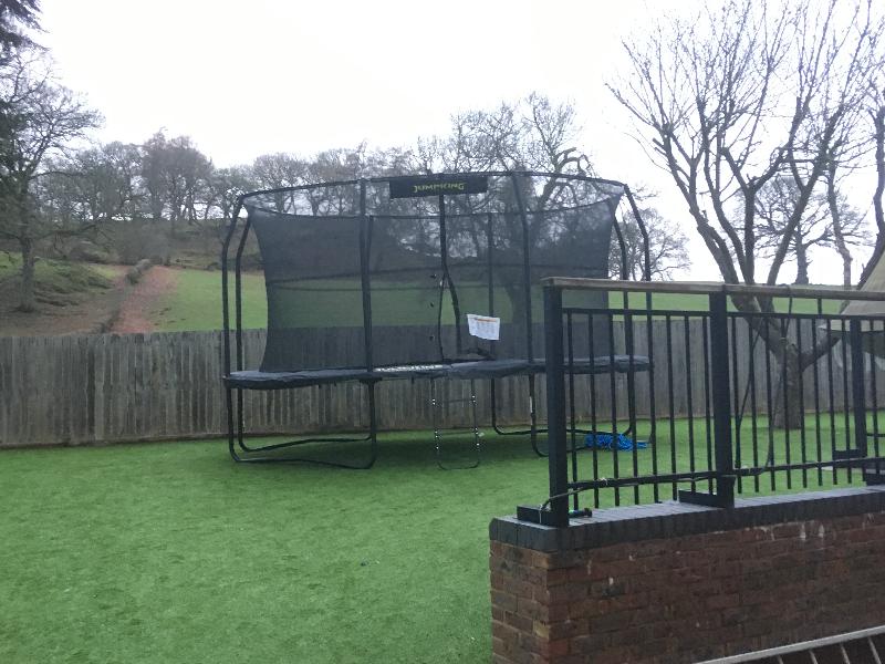 Fantastic customer service. Professional and very helpful. Would recommend.