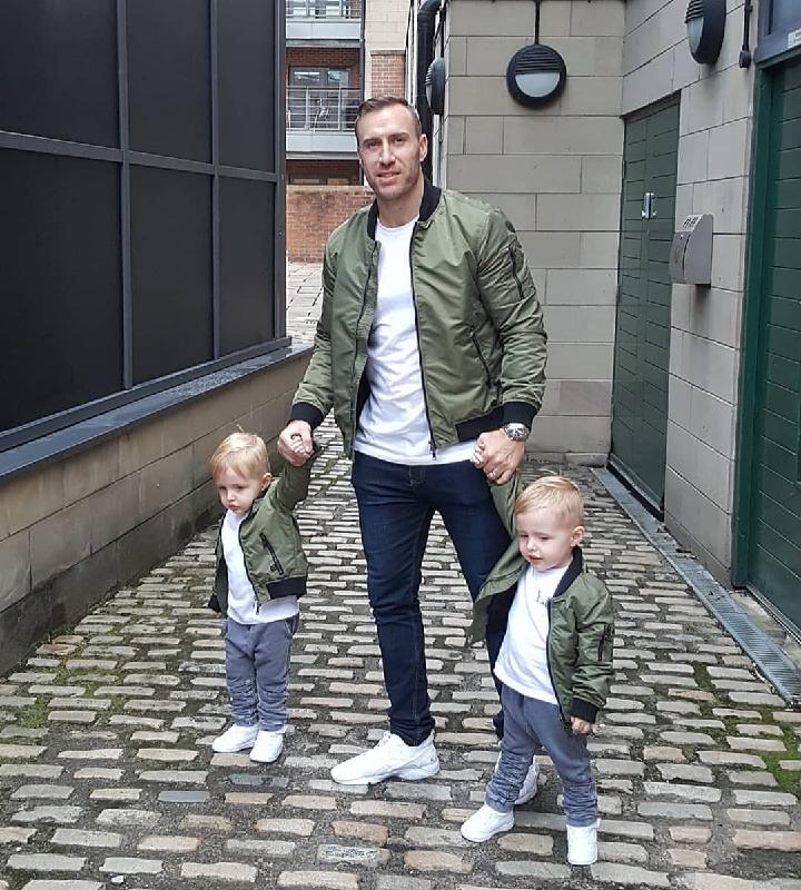 On trend fashion for father & son, quality clothes and service!