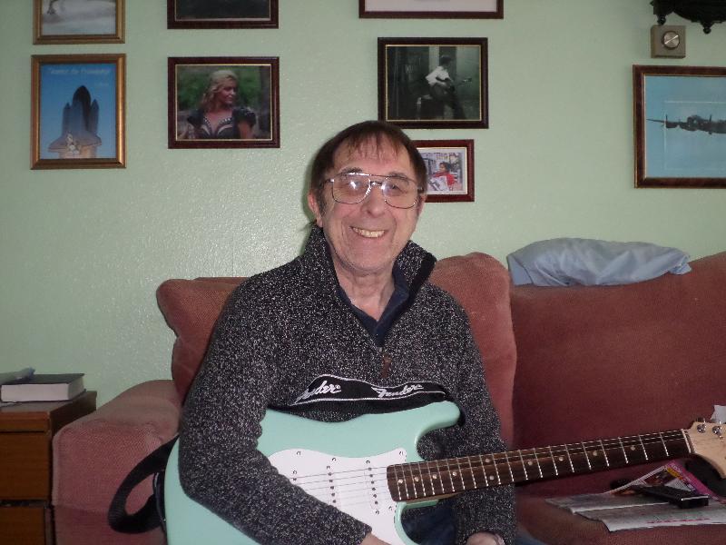 BEST PLACE FOR ACCOUSTIC GUITARS