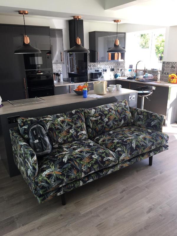Fabulous sofa and customer support
