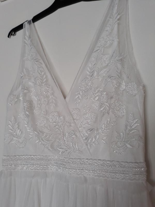 Bridal dress excellent