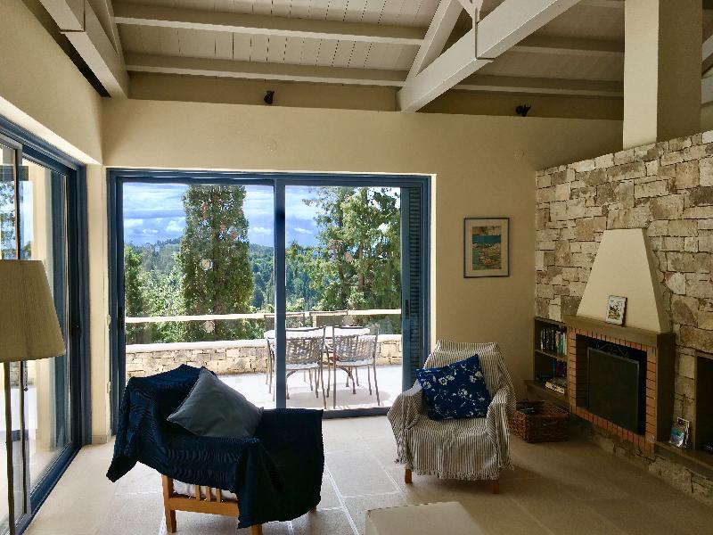 Expert knowledge, excellent service, a beautiful villa & a stunning island!