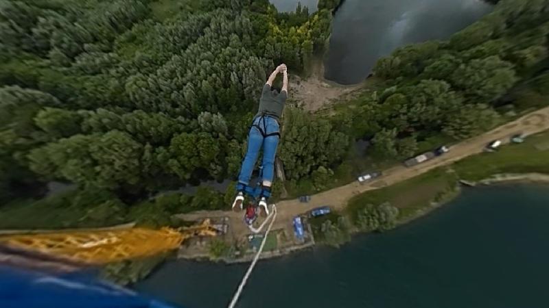 Amazing Experience on the 300 ft Bungee in Windsor!