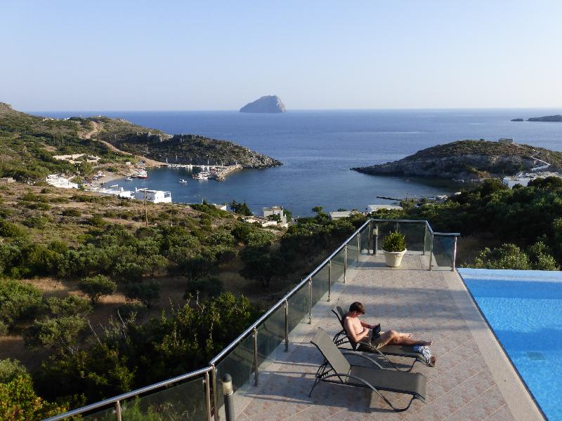 Holiday location and hosts were great, but the travel experience was not.