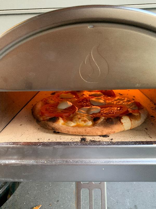Amazing little pizza oven.