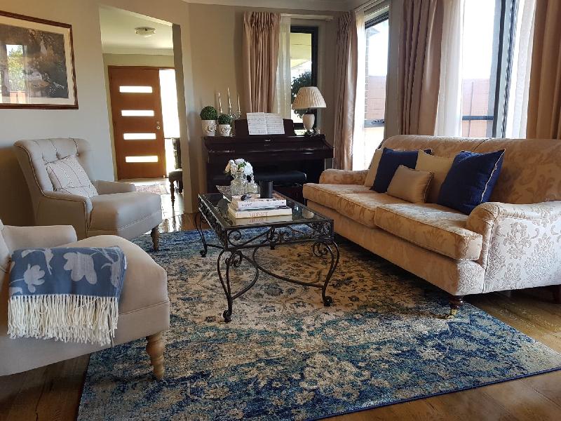 Excellent service, beautiful rug!