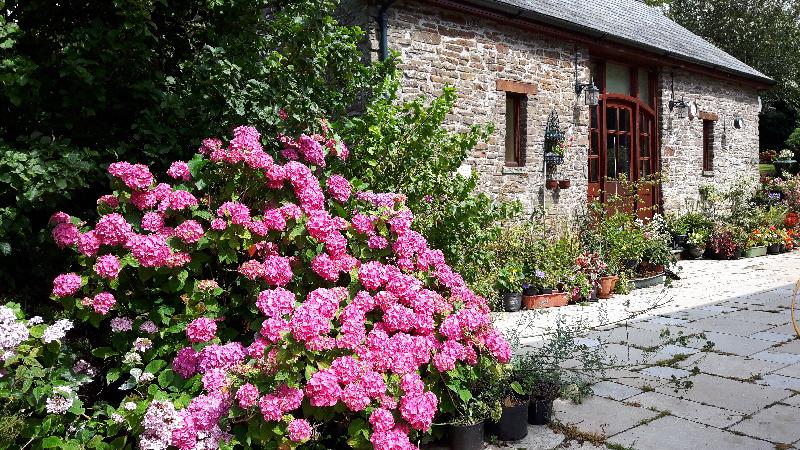 Brecon Beacons Holiday Cottages is een aanrader.