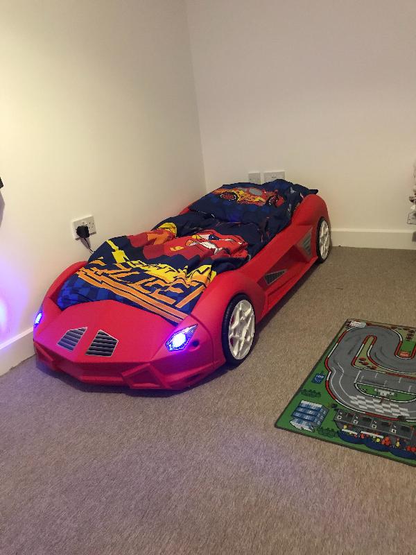 Fantastic bed, made my son extremely happy!