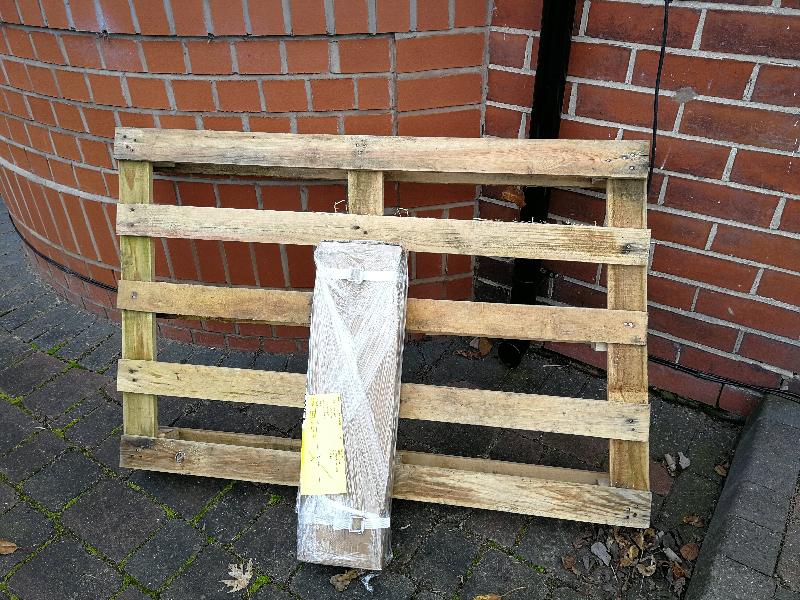 Unnecessary pallet which I must now dispose of