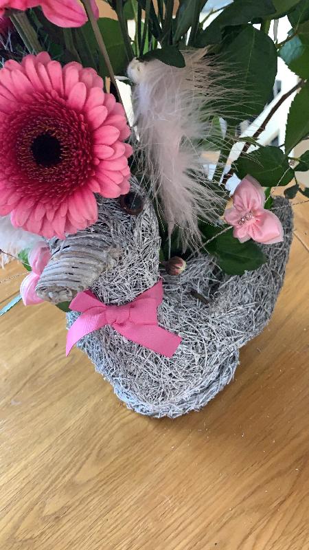 Bought for my granddaughters christening .I’m no pro but made beautiful arr