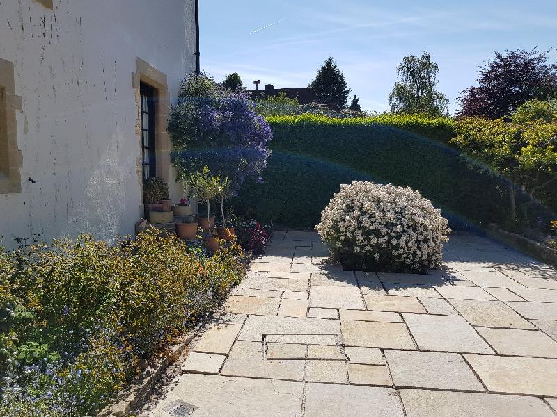 Lovely quality stone in lovely colourways.