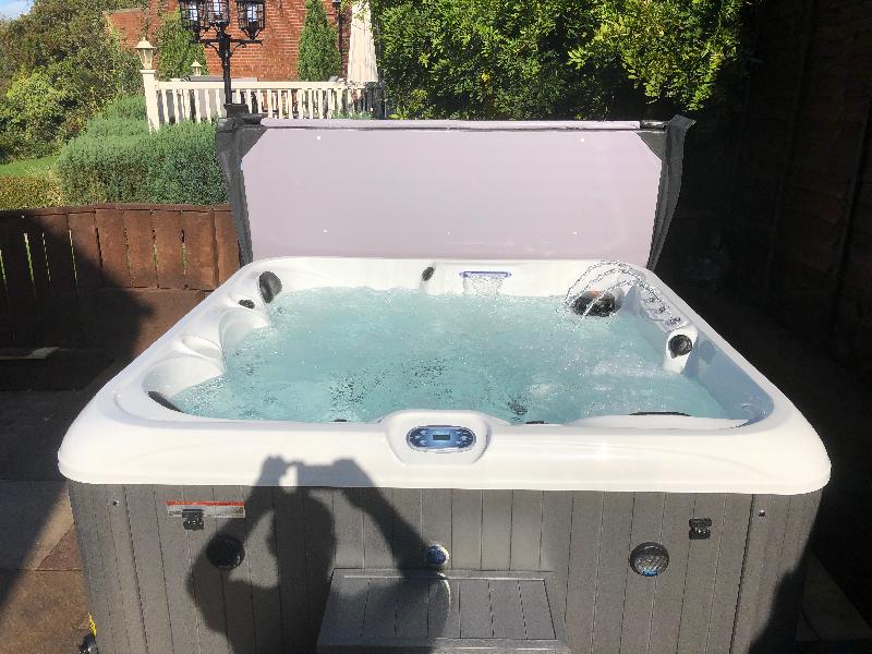 Excellent Hot tube