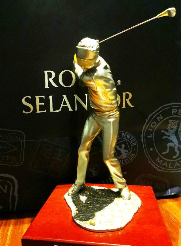 Male Golfer No.3 - RC Figurine