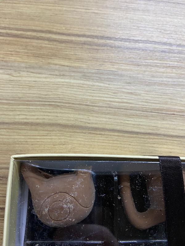 Chocolates arrived broken