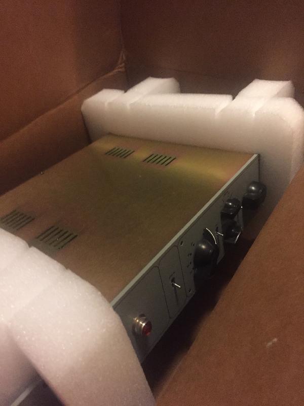 Fast delivery and a good price on a demo item
