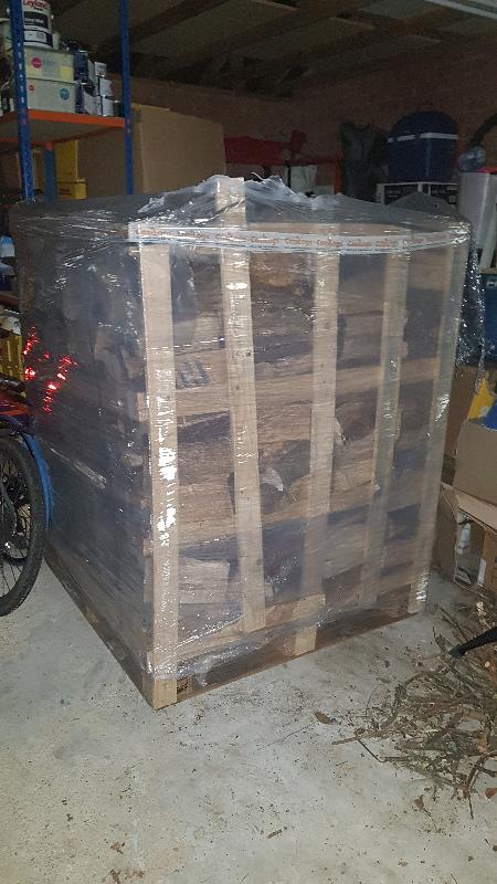 Kiln Dried MIXED HARDWOOD Logs JUMBO Netted Pallet