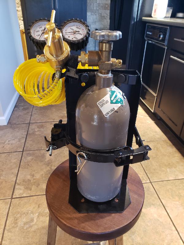 Great tank holder/bracket