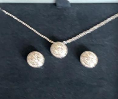 great service and beautiful jewlry