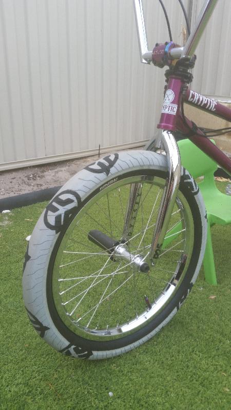 Lux = Bmx