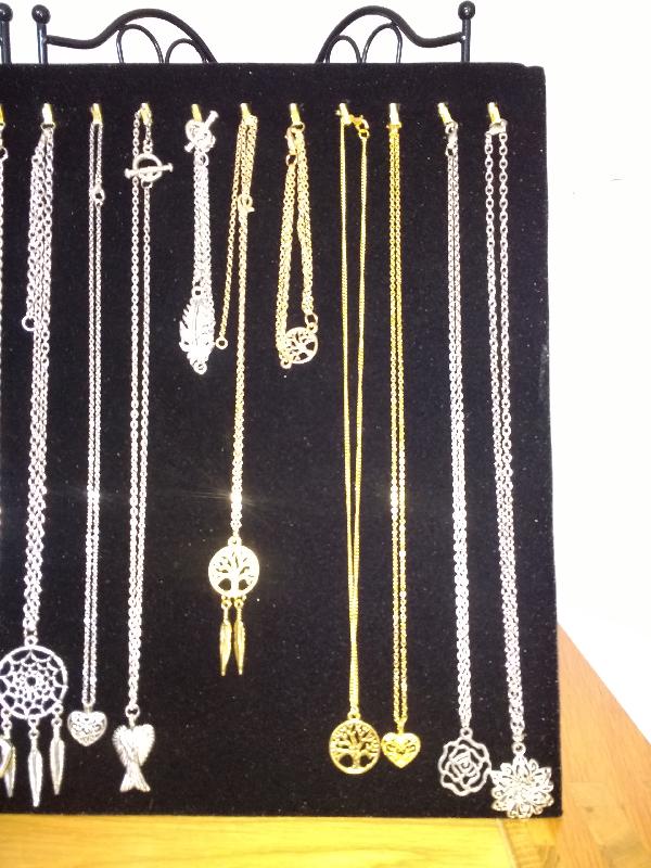 Great site for your jewellery needs.
