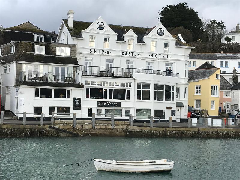 HALF BOARD - ST MAWES